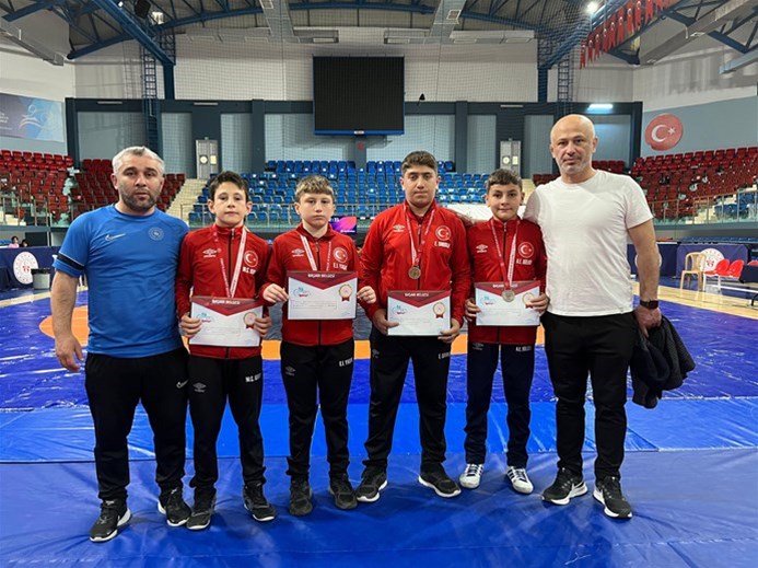 DÜZCE’DE DÜZENLENEN TÜRKİYE ŞAMPİYONASI’NDA AMASYALI SPORCULARDAN BÜYÜK BAŞARI 