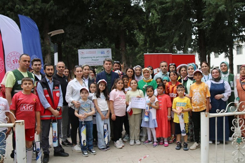 “2025 AİLE YILI” KAPSAMINDA ORYANTİRİNG ETKİNLİĞİ AMASYA’DA YOĞUN KATILIMLA GERÇEKLEŞTİRİLDİ