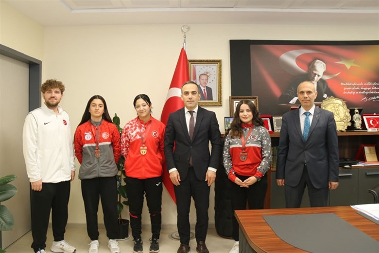 AMASYA’NIN GURURU HALTERCİLERİMİZDEN TÜRKİYE ŞAMPİYONASI’NDA BÜYÜK BAŞARI